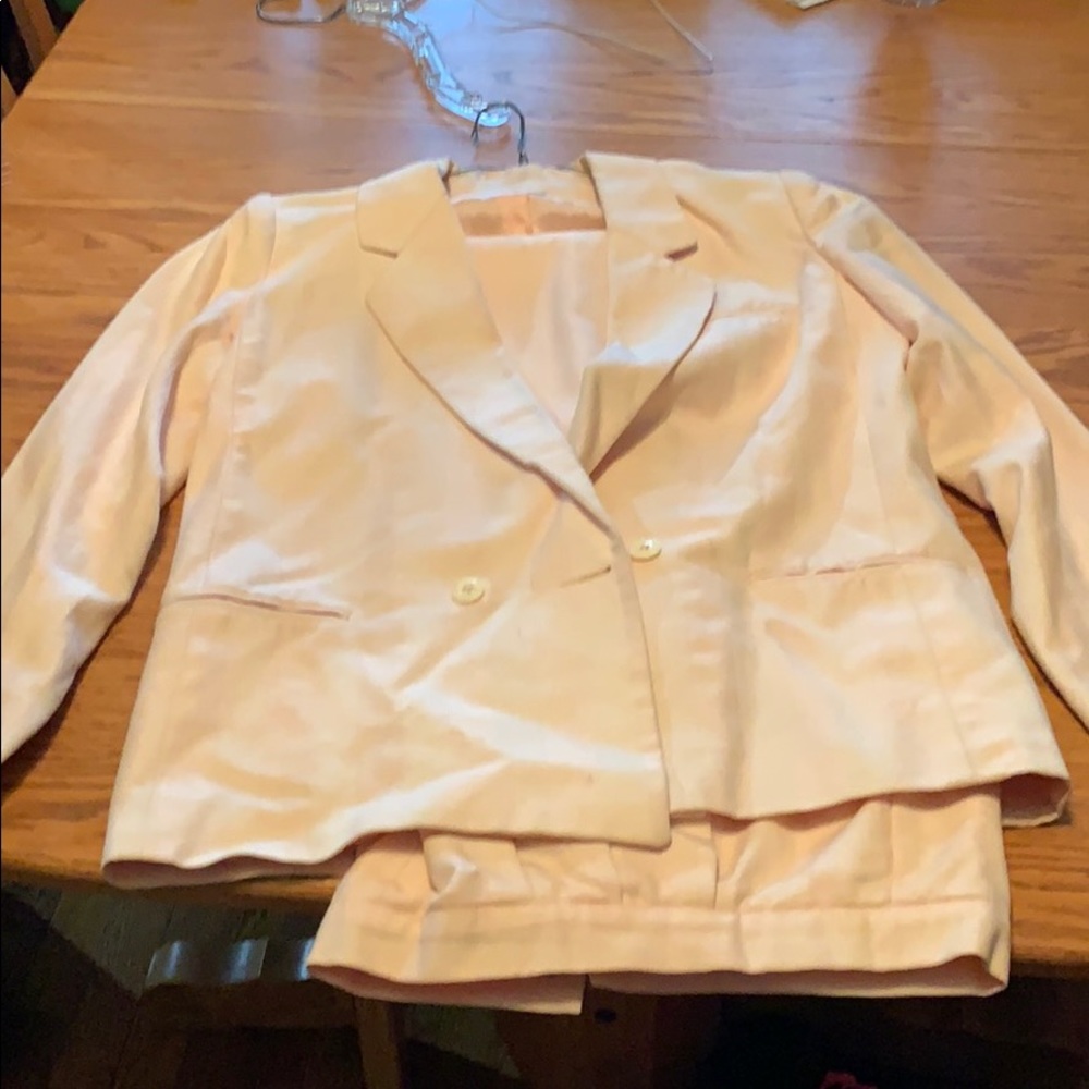 Vintage blazer with pants. Salmon & pink